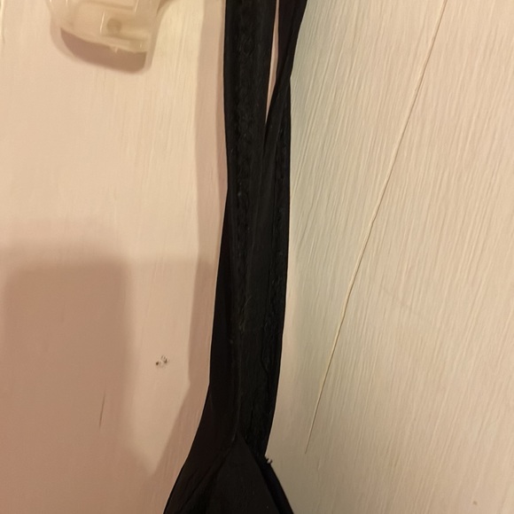 Solid black blouse - Picture 3 of 4